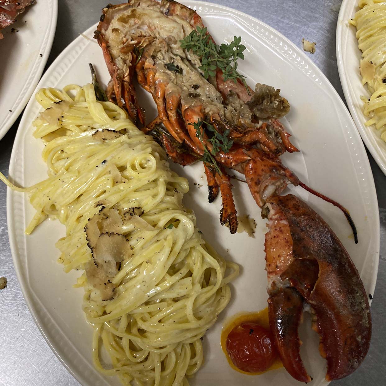 Gegrillter Hummer mit Trüffel-Tagliolini